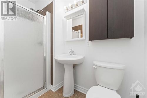 920 White Alder Avenue Unit#C, Ottawa, ON - Indoor Photo Showing Bathroom