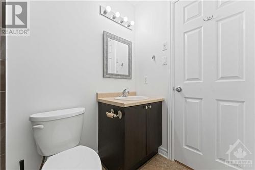 920 White Alder Avenue Unit#C, Ottawa, ON - Indoor Photo Showing Bathroom