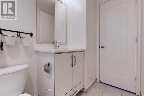 2106 - 825 Church Street, Toronto, ON - Indoor Photo Showing Bathroom