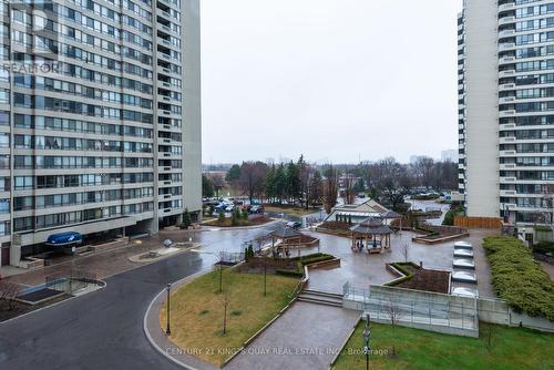 503 - 275 Bamburgh Circle, Toronto, ON - Outdoor With Facade