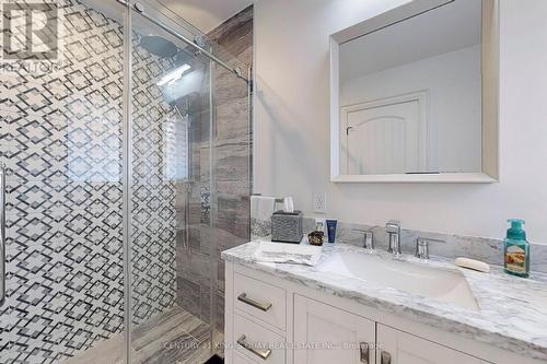 129 Exbury Road, Toronto, ON - Indoor Photo Showing Bathroom