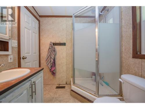 268 Sugar Lake Road Lot# Lot 1, Cherryville, BC - Indoor Photo Showing Bathroom