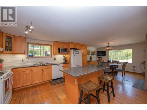 268 Sugar Lake Road Lot# Lot 1, Cherryville, BC - Indoor Photo Showing Kitchen With Double Sink