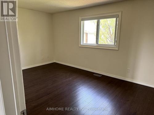 4239 Beacon Lane E, Mississauga, ON - Indoor Photo Showing Other Room