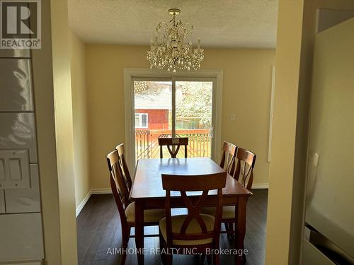 4239 Beacon Lane E, Mississauga, ON - Indoor Photo Showing Dining Room
