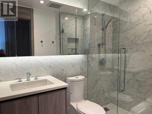 24Fl 4730 Lougheed, Burnaby, BC - Indoor Photo Showing Bathroom