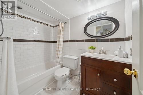 1182 Baker Street, Peterborough, ON - Indoor Photo Showing Bathroom