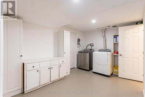 30 Springfield Crescent, London, ON - Indoor Photo Showing Laundry Room