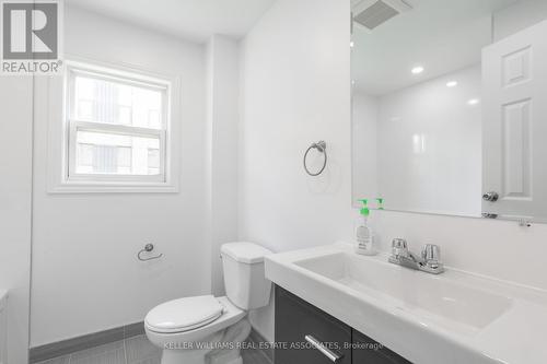 237 Church Street, St. Catharines, ON - Indoor Photo Showing Bathroom