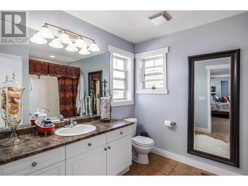 2495 Rhinestone Road, West Kelowna, BC - Indoor Photo Showing Bathroom