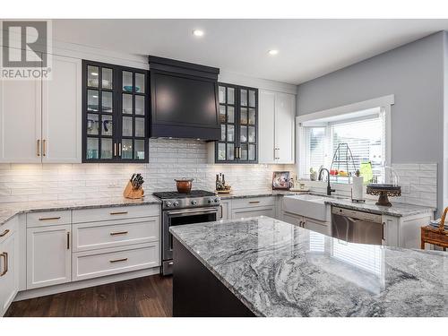 2495 Rhinestone Road, West Kelowna, BC - Indoor Photo Showing Kitchen With Upgraded Kitchen