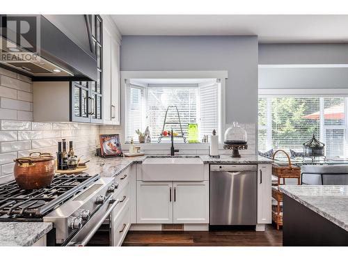 2495 Rhinestone Road, West Kelowna, BC - Indoor Photo Showing Kitchen With Upgraded Kitchen