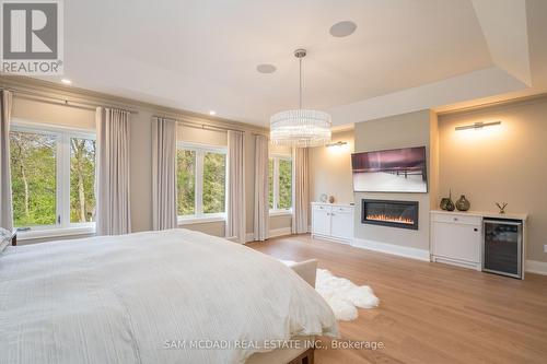 1254 Bramblewood Lane, Mississauga, ON - Indoor Photo Showing Bedroom With Fireplace