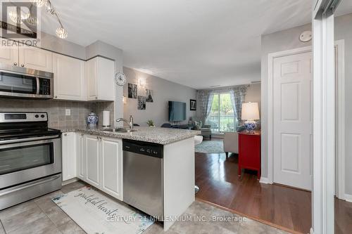 116 - 65 Via Rosedale Way, Brampton, ON - Indoor Photo Showing Kitchen