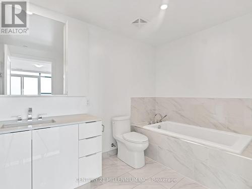 508 - 65 Annie Craig Drive, Toronto, ON - Indoor Photo Showing Bathroom