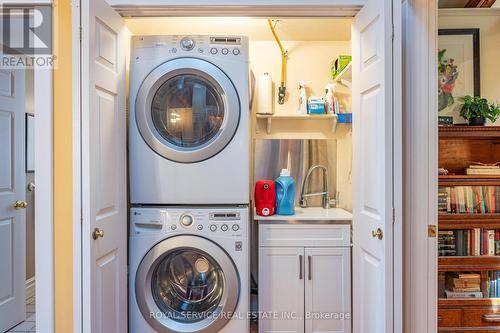 6 - 18 Chapel Street, Cobourg, ON - Indoor Photo Showing Laundry Room