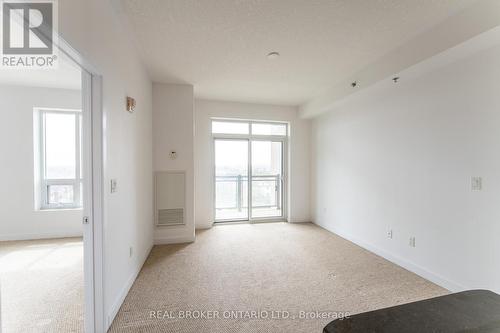 521 - 2490 Old Bronte Road, Oakville, ON - Indoor Photo Showing Other Room
