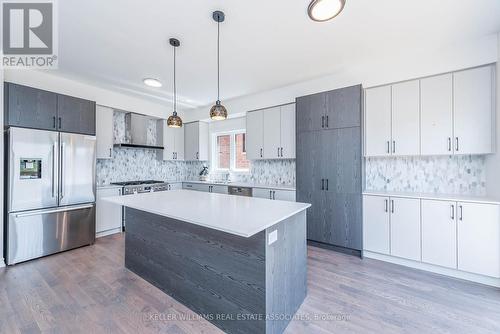 14 Allegrezza Court, Toronto, ON - Indoor Photo Showing Kitchen With Upgraded Kitchen