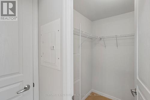 2904 - 2240 Lake Shore Boulevard, Toronto, ON - Indoor With Storage