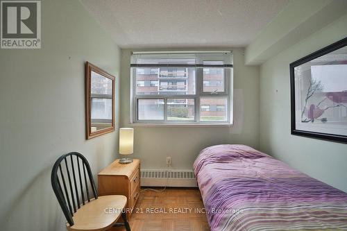 112 - 40 Sunrise Avenue, Toronto, ON - Indoor Photo Showing Bedroom