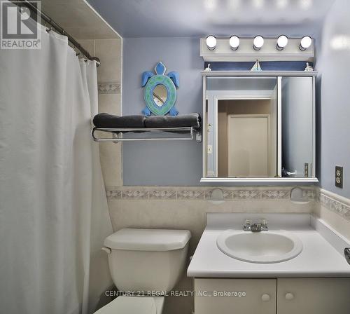 112 - 40 Sunrise Avenue, Toronto, ON - Indoor Photo Showing Bathroom