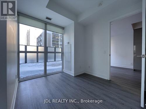 905 - 7 Grenville Street, Toronto, ON - Indoor Photo Showing Other Room