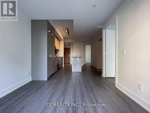 905 - 7 Grenville Street, Toronto, ON - Indoor Photo Showing Other Room