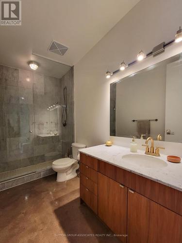 1013 - 23 Brant Street, Toronto, ON - Indoor Photo Showing Bathroom
