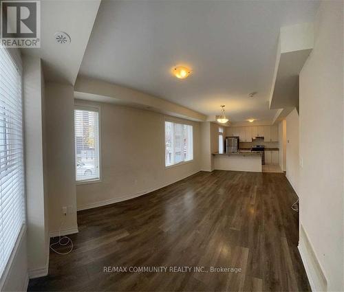 10 - 45 Huron Park Place, Toronto, ON - Indoor Photo Showing Other Room