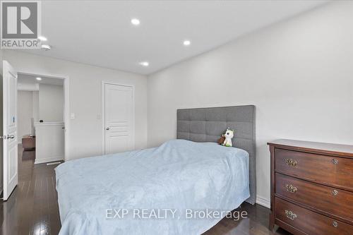 92 East'S Corners Boulevard, Vaughan, ON - Indoor Photo Showing Bedroom