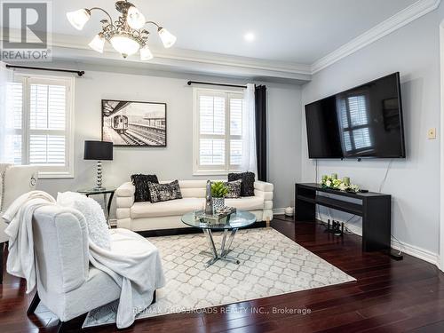 138 Riverwalk Drive, Markham, ON - Indoor Photo Showing Living Room