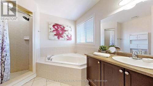 131 Laurendale Avenue, Georgina, ON - Indoor Photo Showing Bathroom