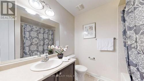 131 Laurendale Avenue, Georgina, ON - Indoor Photo Showing Bathroom