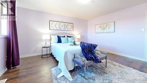 131 Laurendale Avenue, Georgina, ON - Indoor Photo Showing Bedroom