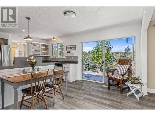 1460 Mission Ridge Drive, Kelowna, BC - Indoor Photo Showing Dining Room