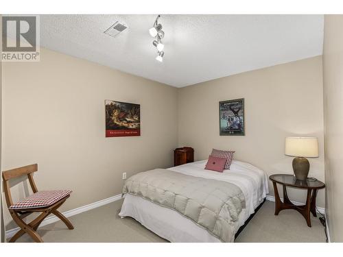 1460 Mission Ridge Drive, Kelowna, BC - Indoor Photo Showing Bedroom