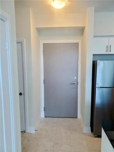 16 Concord Place|Unit #537, Grimsby, ON - Indoor Photo Showing Other Room