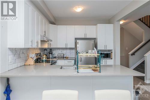 707 Samantha Eastop Avenue, Ottawa, ON - Indoor Photo Showing Kitchen With Upgraded Kitchen