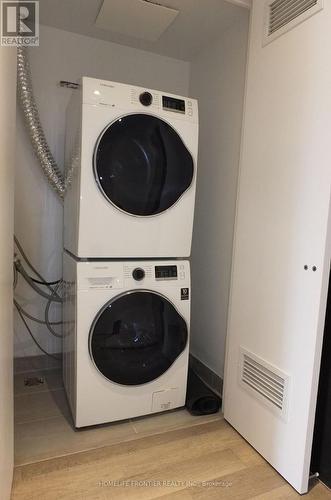 1026 - 50 Power Street, Toronto, ON - Indoor Photo Showing Laundry Room