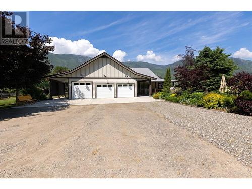 152 Salmon River Road, Salmon Arm, BC - Outdoor