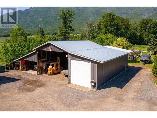 152 Salmon River Road, Salmon Arm, BC - Outdoor