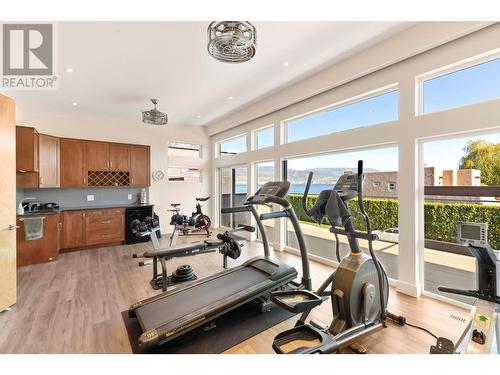 704 Stonor Street, Summerland, BC - Indoor Photo Showing Gym Room