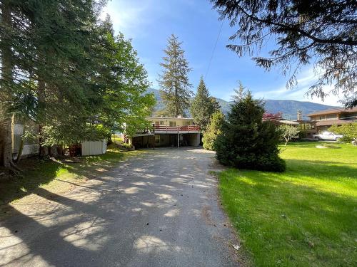 2245 Bealby Road, Nelson, BC - Outdoor