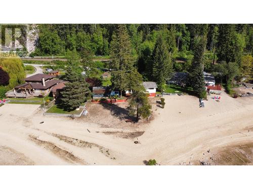 2245 Bealby  Road, Nelson, BC - Outdoor