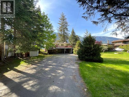 2245 Bealby  Road, Nelson, BC - Outdoor