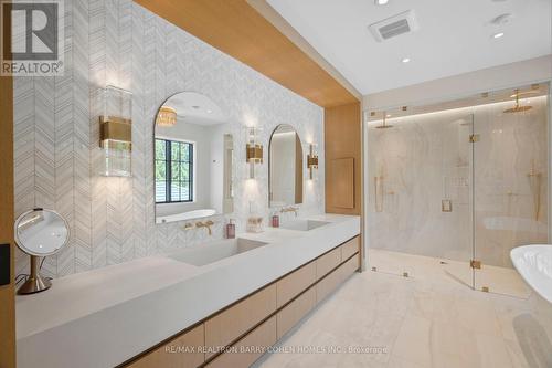 186 Pine Valley Crescent, Vaughan, ON - Indoor Photo Showing Bathroom