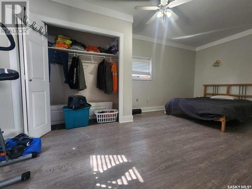 713 7Th Street, Chaplin, SK - Indoor Photo Showing Bedroom