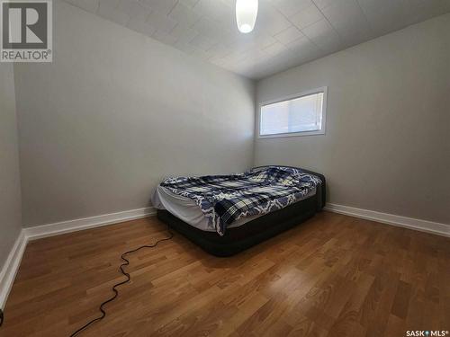 713 7Th Street, Chaplin, SK - Indoor Photo Showing Bedroom