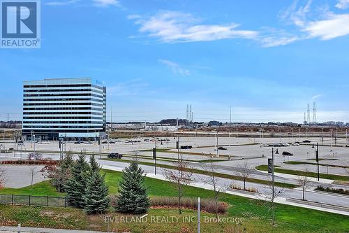 412 - 39 Upper Duke Crescent, Markham, ON - Outdoor With View