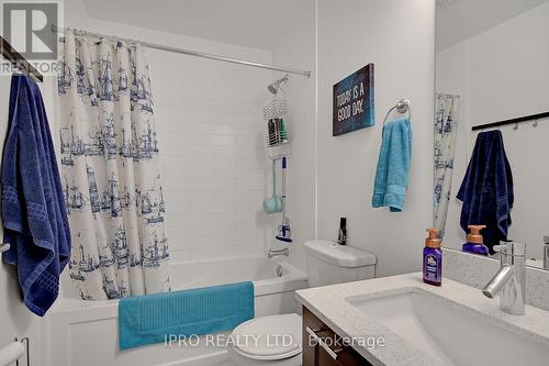 727 - 169 Fort York Boulevard, Toronto, ON - Indoor Photo Showing Bathroom